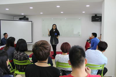廣州龍?zhí)┙逃稍?專業(yè)導航，助力學業(yè)與職業(yè)發(fā)展